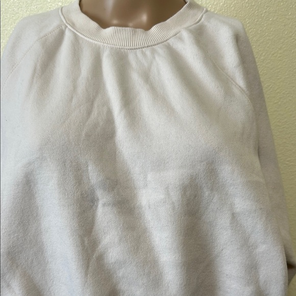 H&M- Casual Cream Sweatshirt - Picture 4 of 7
